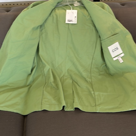 Beautiful COS Jacket at its best! - Picture 4 of 6